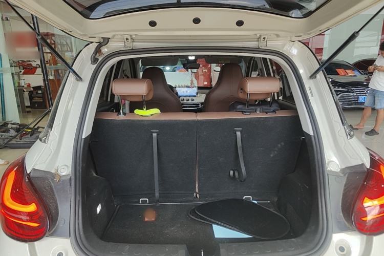 Used Wuling Bingo 2023 333 km Enjoyment Version Trunk