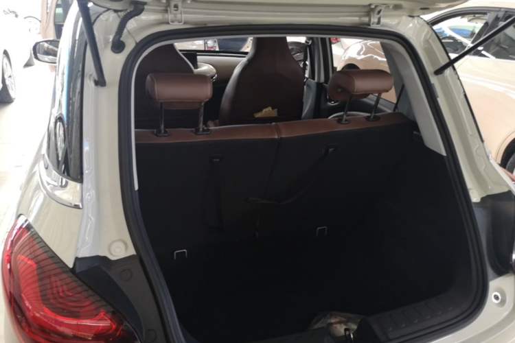 Used Wuling Bingo 2023 333 km Lingxi Connected+ Version Trunk