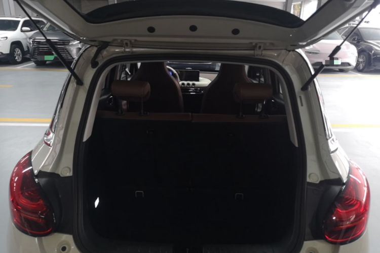 Used Wuling Bingo 2023 333 km Enjoyment Version Trunk