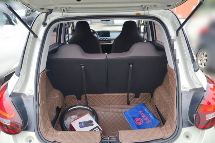 Used Wuling Bingo 2023 333 km Fast-Share Version Trunk