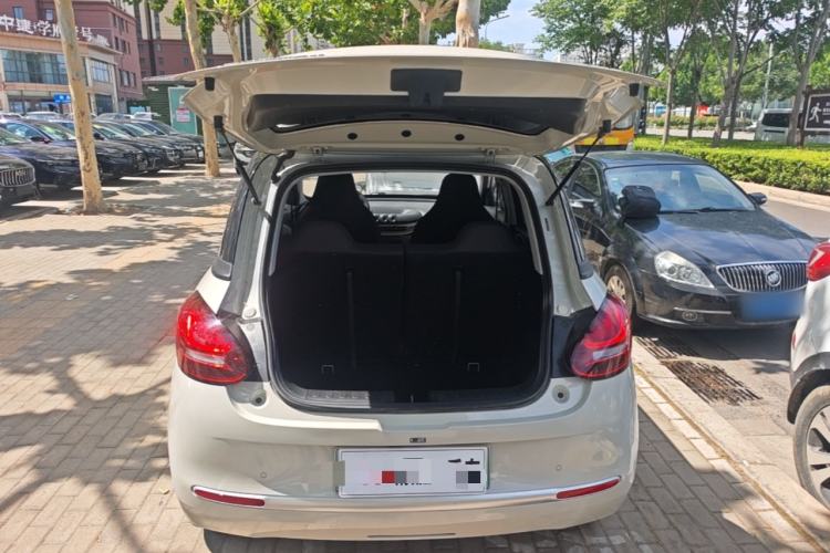 Used Wuling Bingo 2023 203km Light Edition Trunk