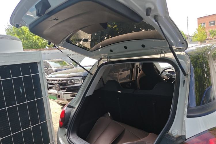 Used Wuling Bingo 2023 203km Light Edition Trunk