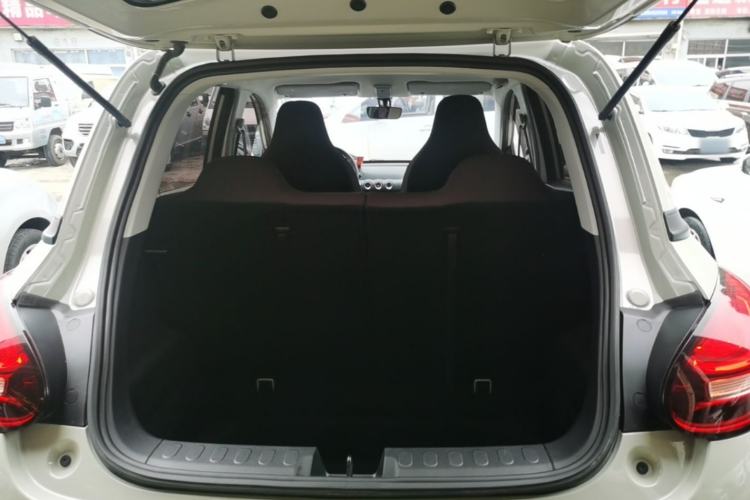 Used Wuling Bingo 2023 203km Light Edition Trunk
