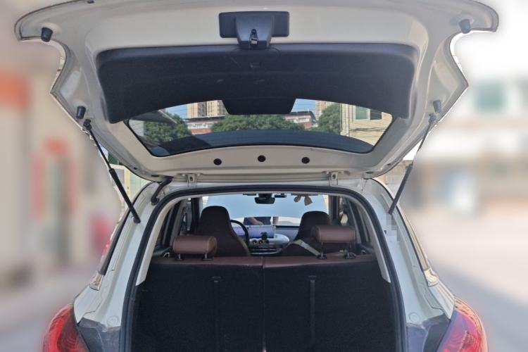 Used Wuling Bingo 2023 333 km Lingxi Connected Version Trunk