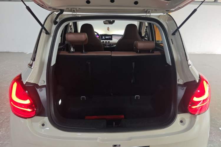 Used Wuling Bingo 2023 410 km Lingxi Deluxe Edition Trunk