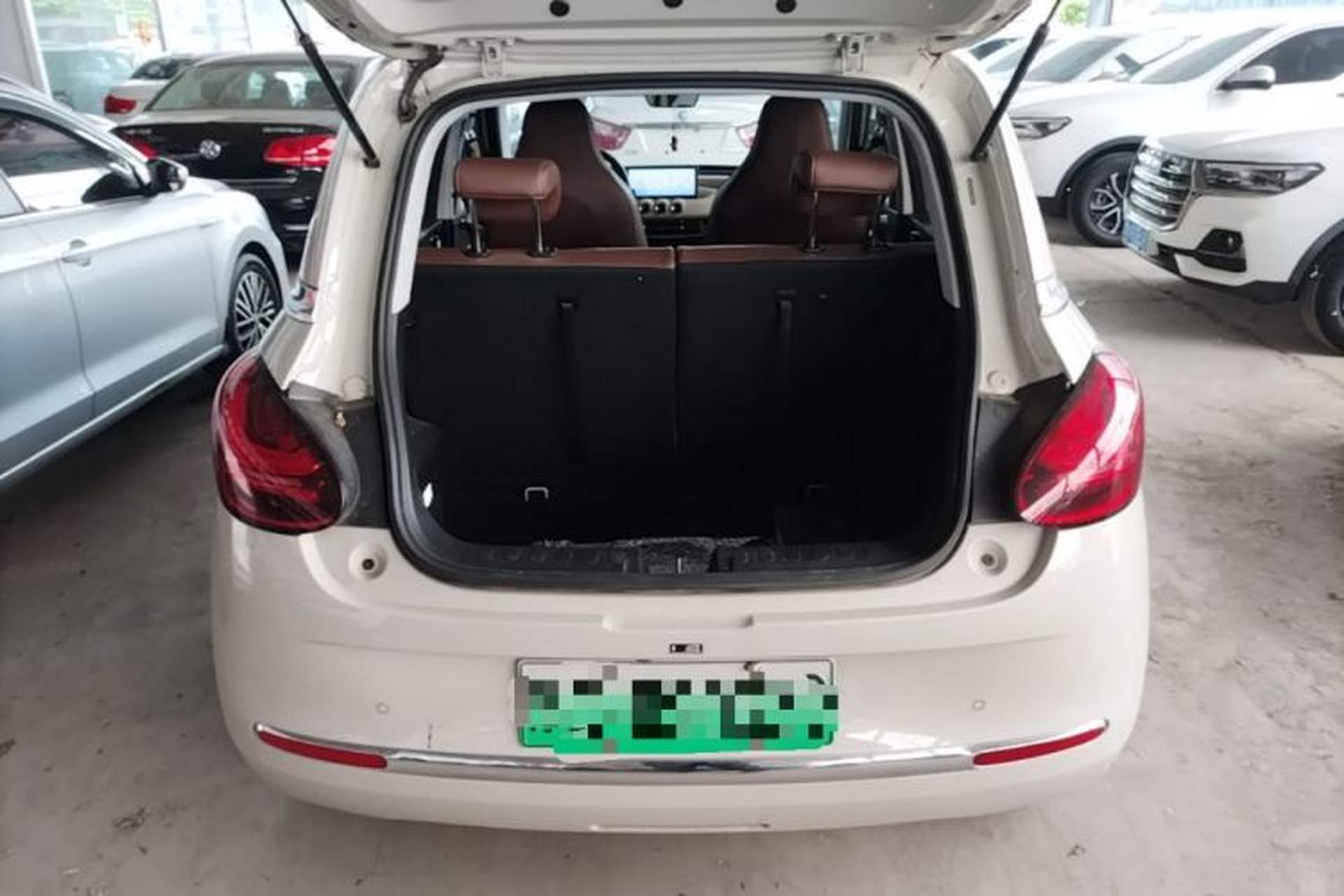 Used Wuling Bingo 2023 333 km Lingxi Connected+ Version Trunk