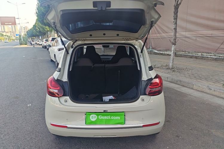 Used Wuling Bingo 2023 203km Light Edition Trunk