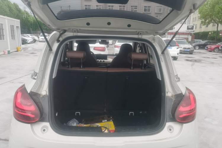 Used Wuling Bingo 2023 333 km Lingxi Connected+ Version Trunk