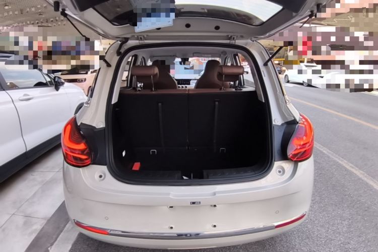 Used Wuling Bingo 2023 410 km Lingxi Deluxe Edition Trunk