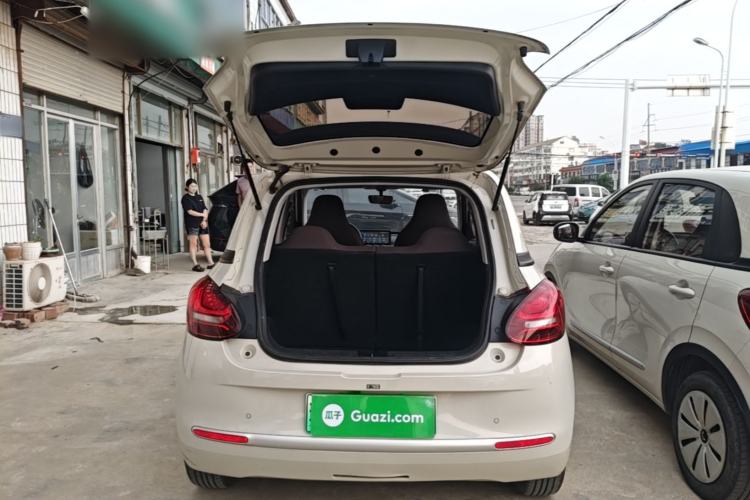 Used Wuling Bingo 2023 333 km Fast-Share Version Trunk