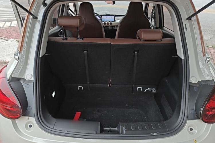 Used Wuling Bingo 2023 333 km Lingxi Connected Version Trunk