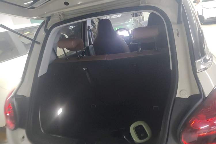 Used Wuling Bingo 2023 333 km Lingxi Connected+ Version Trunk