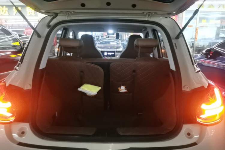 Used Wuling Bingo 2023 333 km Enjoyment Version Trunk