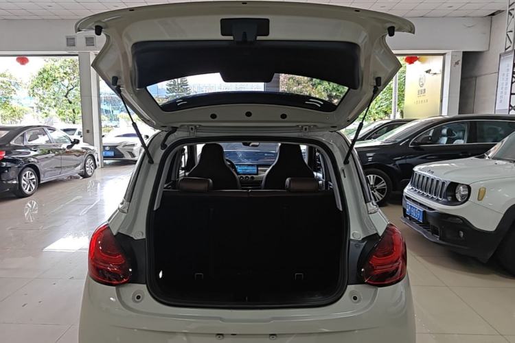 Used Wuling Bingo 2023 333 km Enjoyment Version Trunk