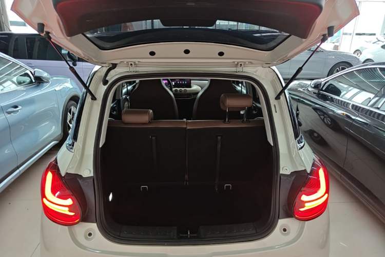 Used Wuling Bingo 2023 333 km Lingxi Connected Version Trunk