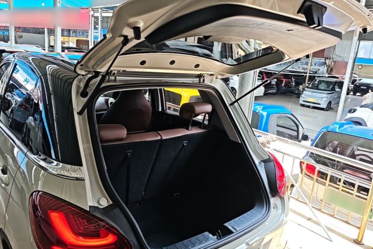 Used Wuling Bingo 2023 333km Enjoy+ Version Trunk