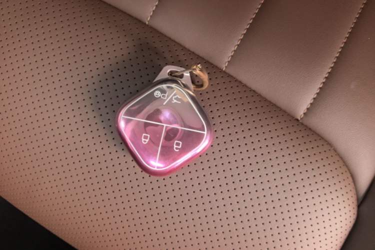 Used Wuling Bingo 2023 333 km Lingxi Connected+ Version Vehicle Key