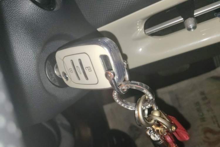 Used Wuling Bingo 2023 333 km Enjoyment Version Vehicle Key