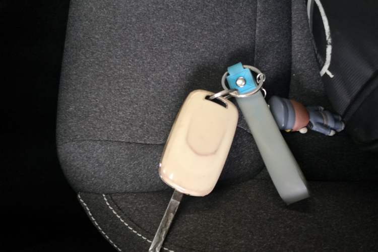 Used Wuling Bingo 2023 203km Light Edition Vehicle Key
