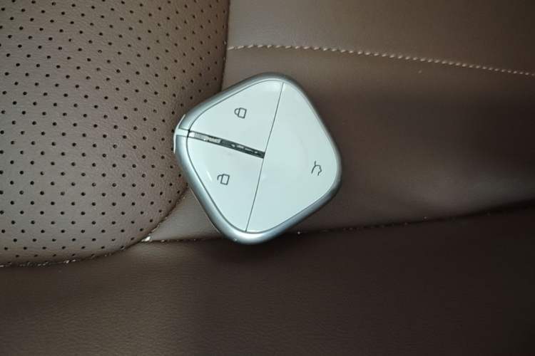Used Wuling Bingo 2023 333 km Enjoyment Version Vehicle Key