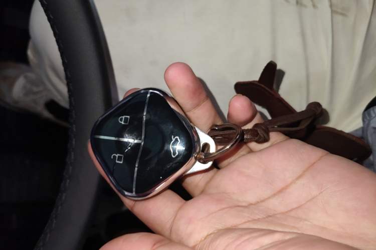 Used Wuling Bingo 2023 410 km Lingxi Deluxe Edition Vehicle Key