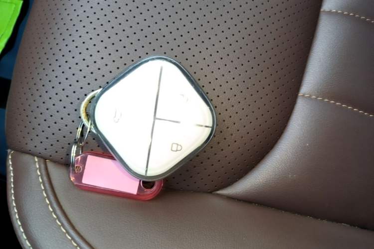 Used Wuling Bingo 2023 333 km Lingxi Connected+ Version Vehicle Key
