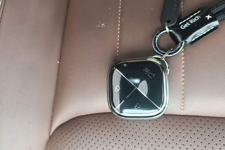 Used Wuling Bingo 2023 410 km Lingxi Deluxe Edition Vehicle Key