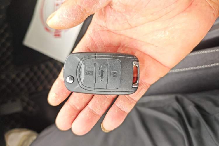 Used Wuling Bingo 2023 203km Light Edition Vehicle Key