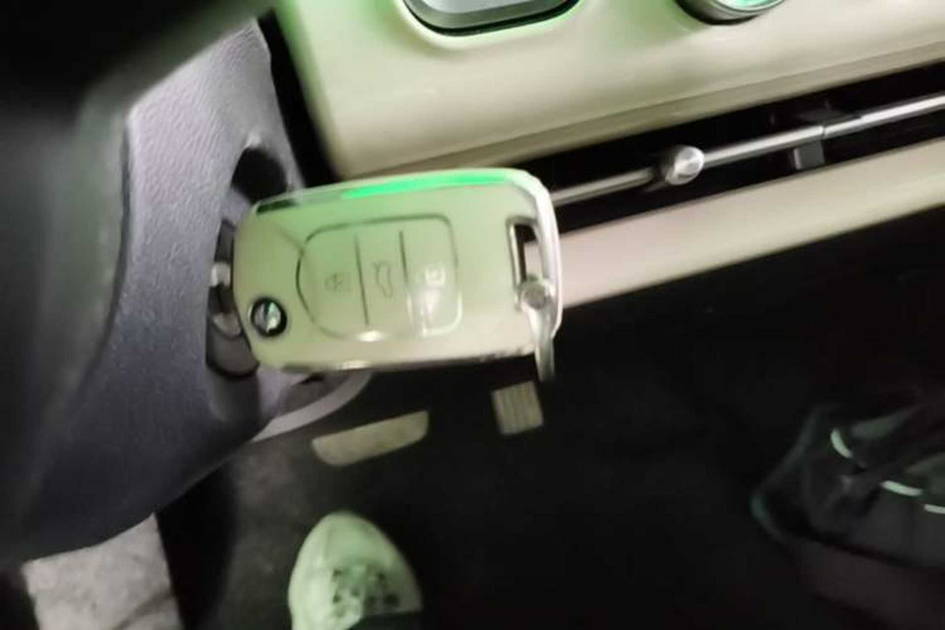 Used Wuling Bingo 2023 203km Light Edition Vehicle Key