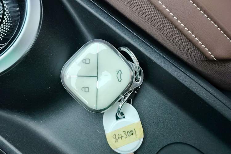 Used Wuling Bingo 2023 203km Comfort Edition Vehicle Key