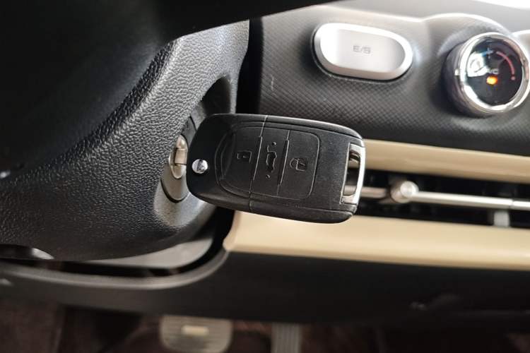 Used Wuling Bingo 2023 203km Light Edition Vehicle Key