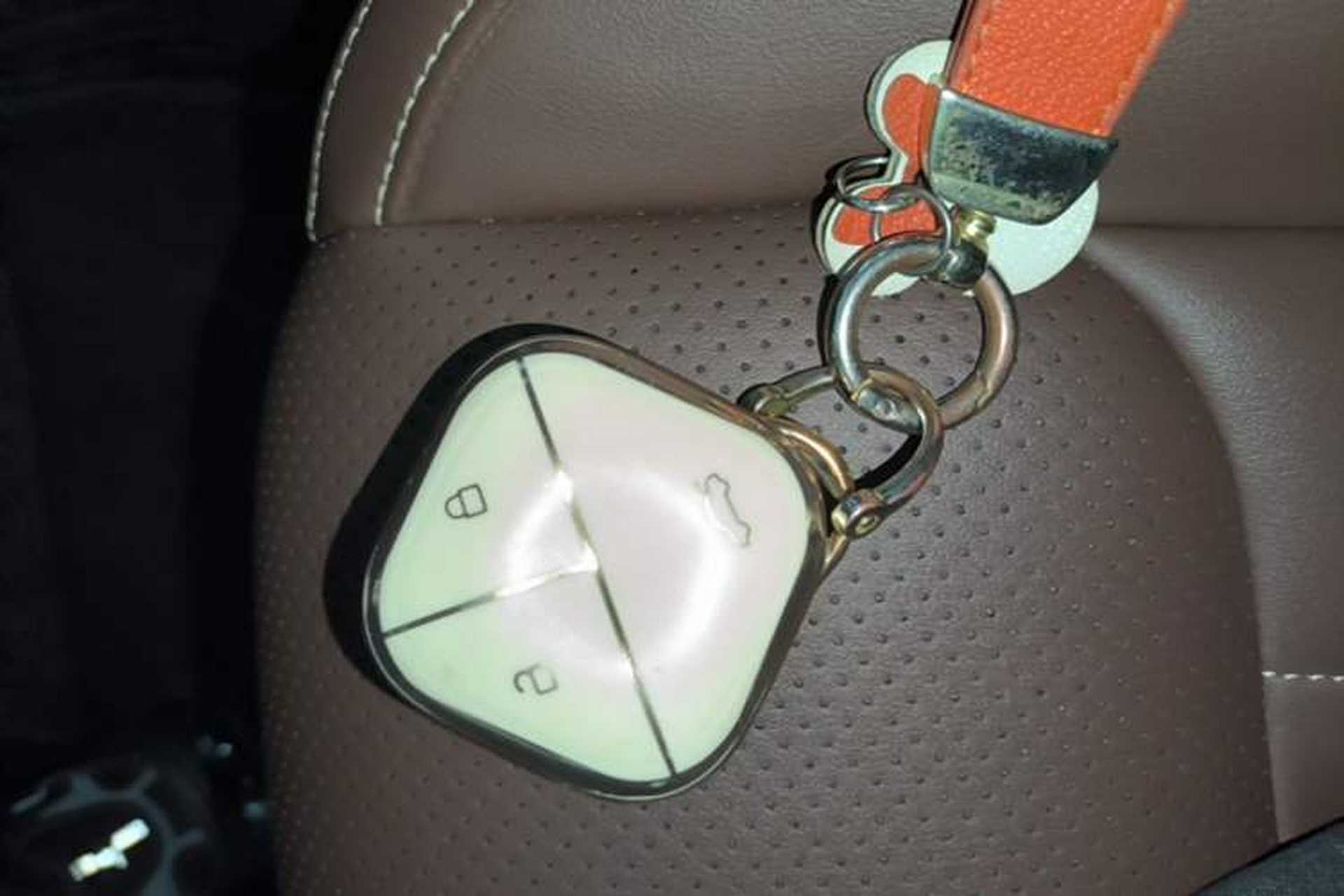 Used Wuling Bingo 2023 333 km Lingxi Connected Version Vehicle Key