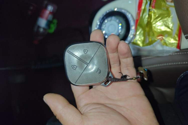 Used Wuling Bingo 2023 410 km Lingxi Deluxe Edition Vehicle Key