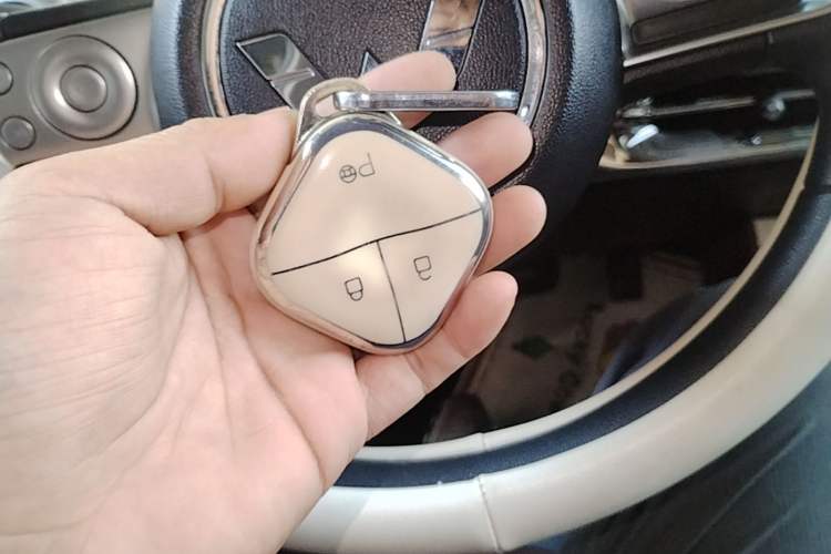 Used Wuling Bingo 2023 203km Comfort Edition Vehicle Key