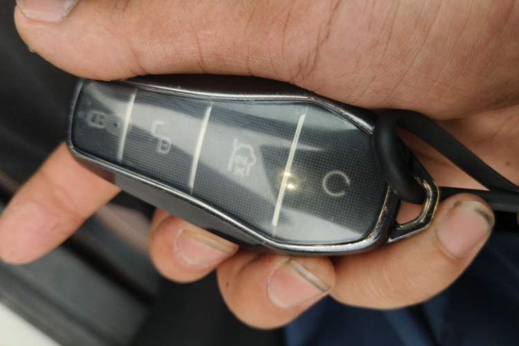Used Wuling Bingo 2023 333 km Lingxi Connected+ Version Vehicle Key