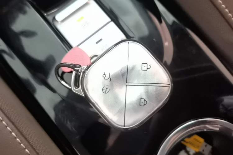 Used Wuling Bingo 2023 410 km Lingxi Deluxe Edition Vehicle Key