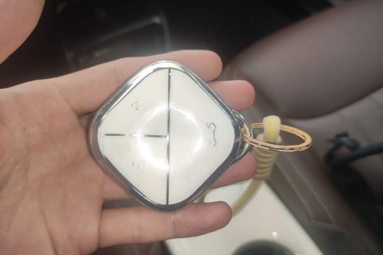 Used Wuling Bingo 2023 333 km Lingxi Connected+ Version Vehicle Key
