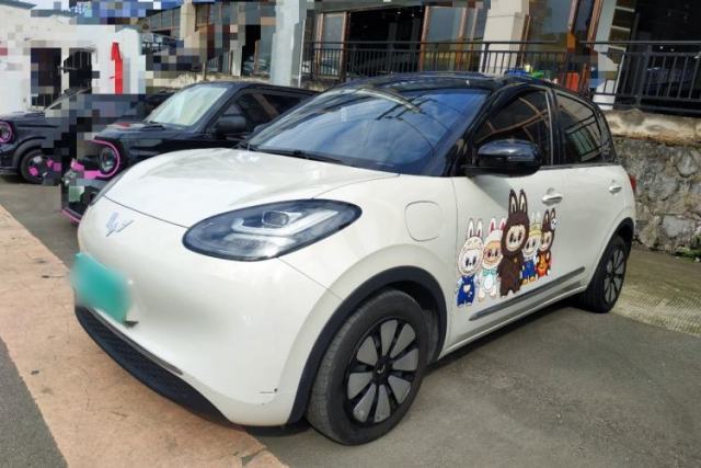 Used Wuling Bingo 2023 333 km Lingxi Connected+ Version