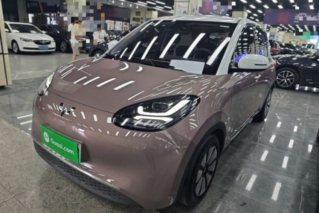 Ojetý Wuling Bingo 2023 333 km Lingxi Connected+ Version