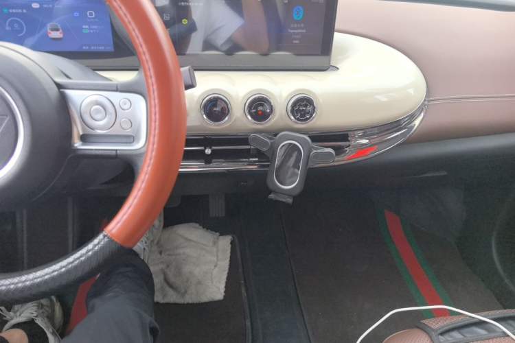 Used Wuling Bingo 2023 203km Comfort Edition Audio And AC Panel
