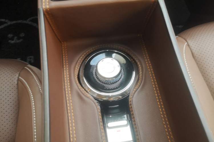 Used Wuling Bingo 2023 333 km Enjoyment Version Gear Lever