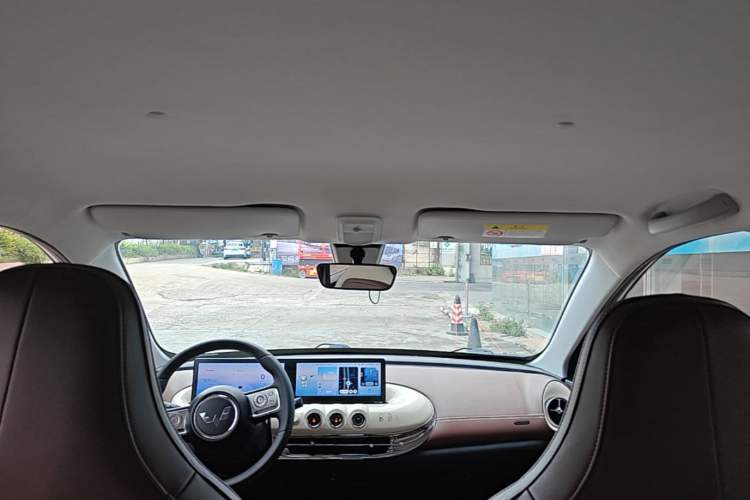 Used Wuling Bingo 2023 410 km Lingxi Deluxe Edition Headliner