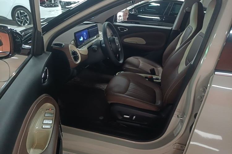 Used Wuling Bingo 2023 410 km Lingxi Deluxe Edition Left Front Seat
