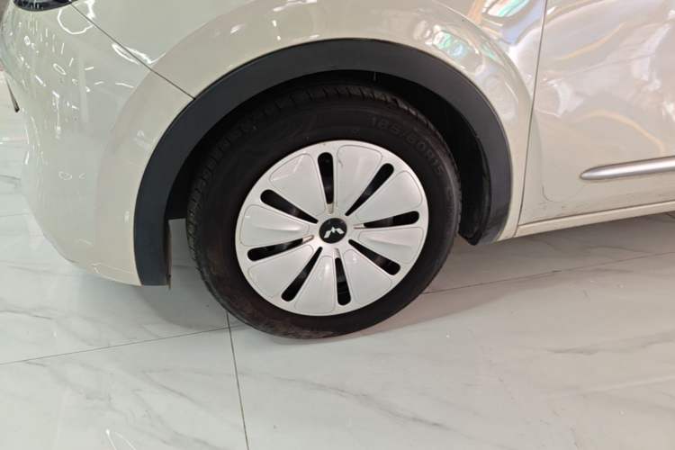 Used Wuling Bingo 2023 203km Light Edition Left Front Wheel Hub