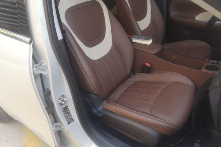 Used Wuling Bingo 2023 333 km Enjoyment Version Right Front Seat