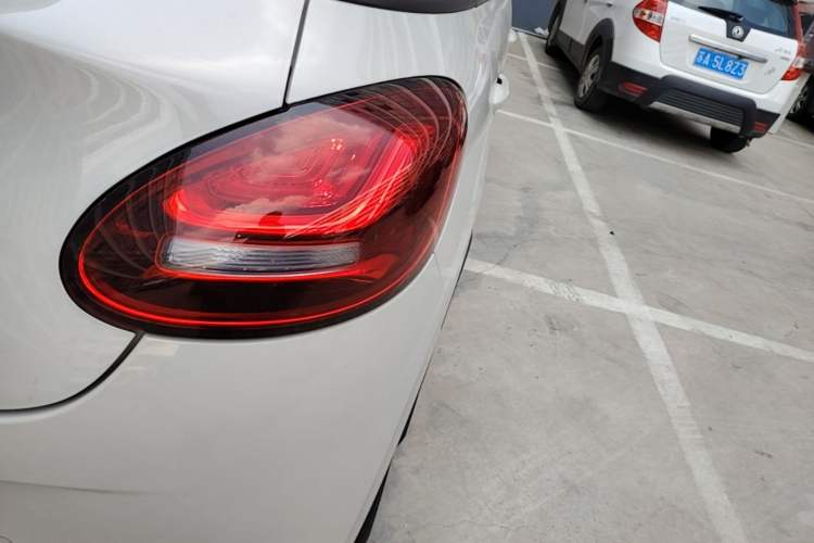 Used Wuling Bingo 2023 333 km Fast-Share Version Right Rear Taillight