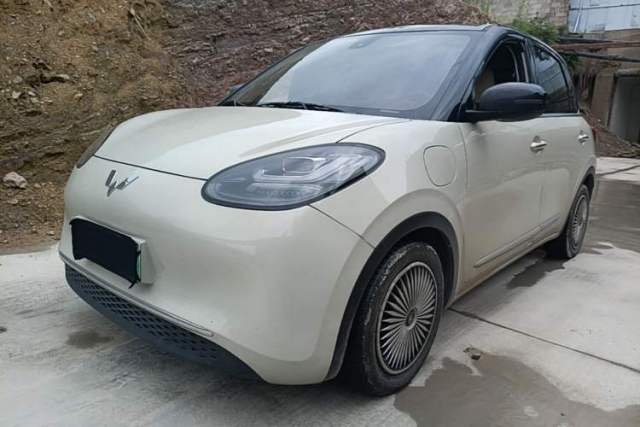 Used Wuling Bingo 2023 333 km Lingxi Connected+ Version