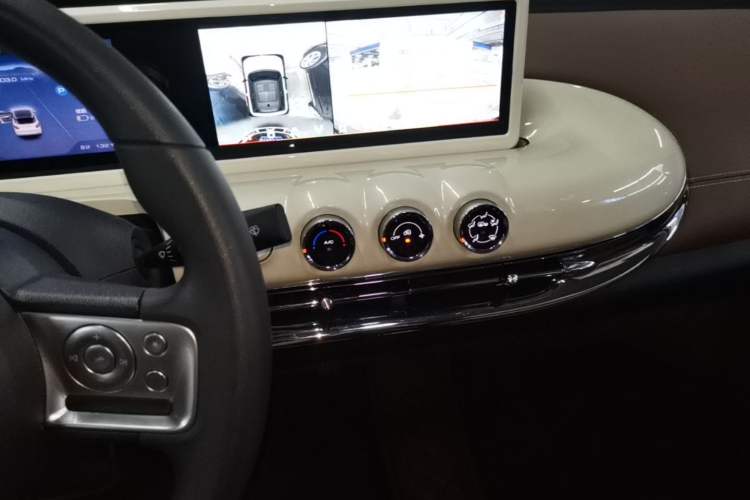 Used Wuling Bingo 2024 333 km Enjoyment Version Audio And AC Panel