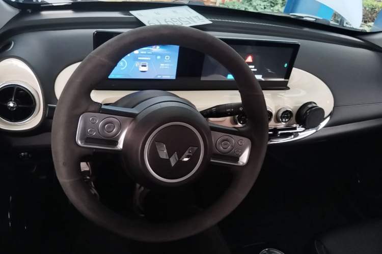 Used Wuling Bingo 2024 333 km Enjoyment Version Center Console