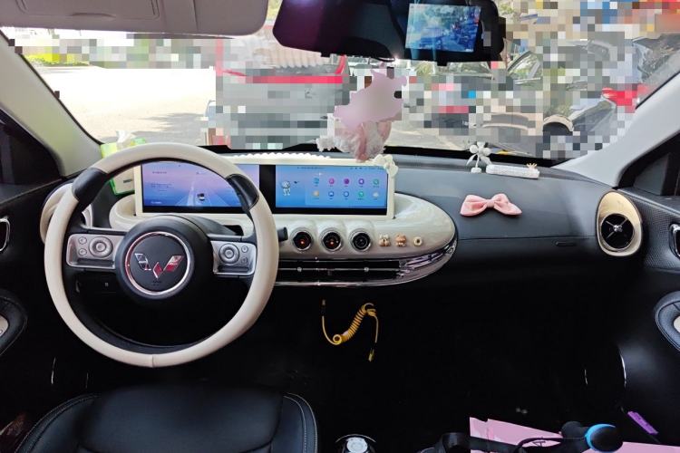 Used Wuling Bingo 2024 333 km Lingxi Connected Version Center Console